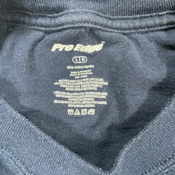 Notre Dame Fighting Irish Pro Edge Men’s Blue Short Sleeve T-Shirt - Size Large - Picture 4 of 4